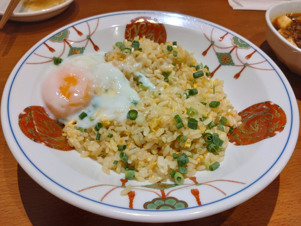IKE_undvr's tweet photo. 今日はバーガー🍔に中華と堪能出来て良かった https://t.co/aqGpaYLR7E