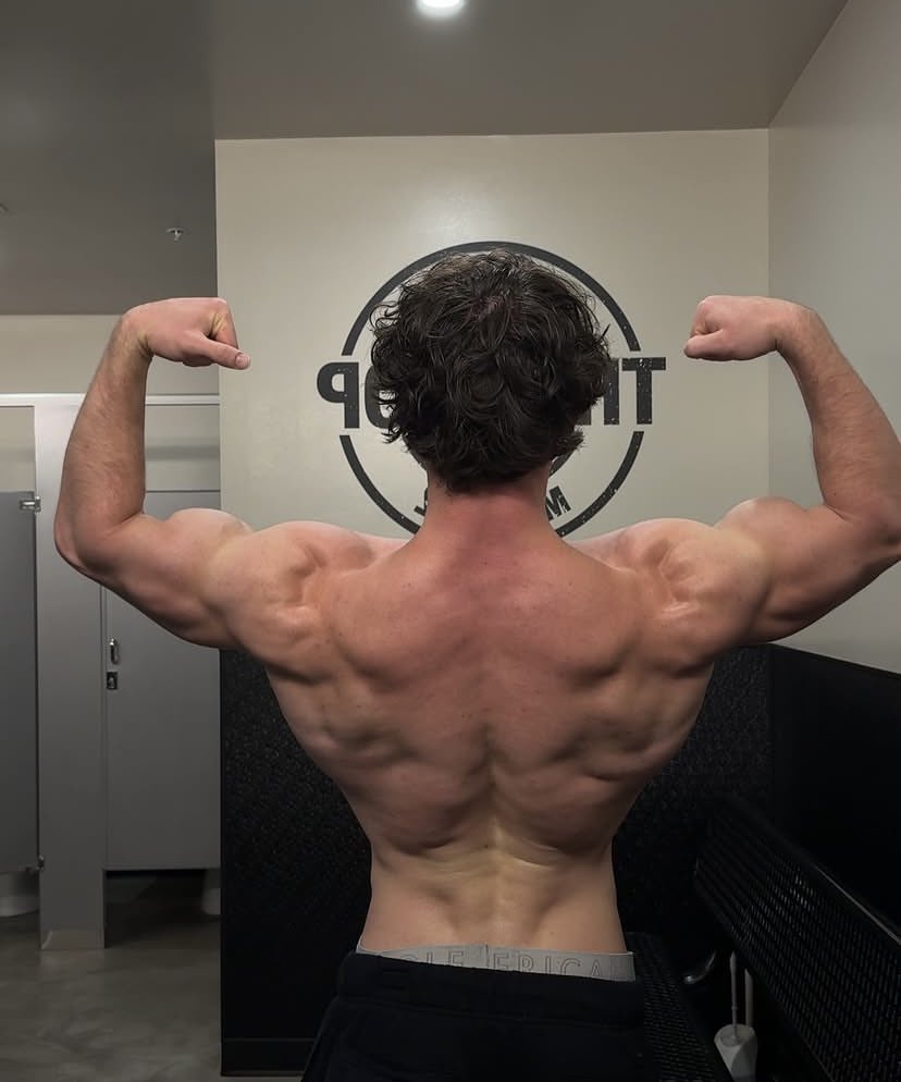 ALPHAKALEB_1's tweet photo. Findom Sunday  fags 💰💪🏻😈🔥 send what you’ll regret later haha 🤣 “sent,master” is all I want to hear from you! Serve my pits,my muscle my body 💪🏻they deserve that weak wallet 💳 
#MuscleMaster #PopperFag #Humiliation #FagTraining #PoppersSlave #Domination https://t.co/E6YK3T0XOh