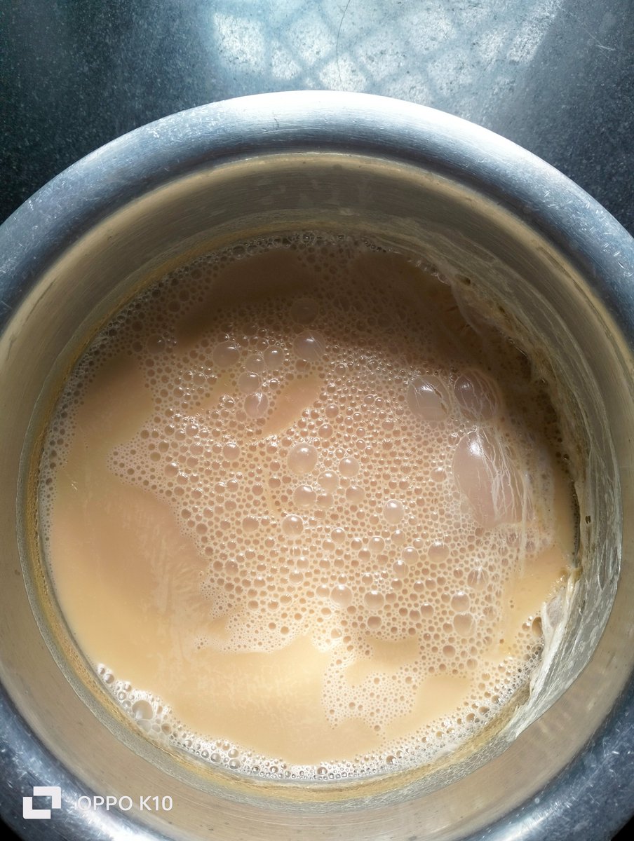 Shalininegi13's tweet photo. Dear @MotherDairyTweet, I am facing a quality issue with your Full Cream Milk (Packed: 13 SEP 26 FY).For the past 2 days, the milk turns light brown after boiling.Kindly inspect this batch immediately &amp; clarify why this discoloration is happening.
​#MotherDairy #CustomerComplaint https://t.co/sVEAn77YGV