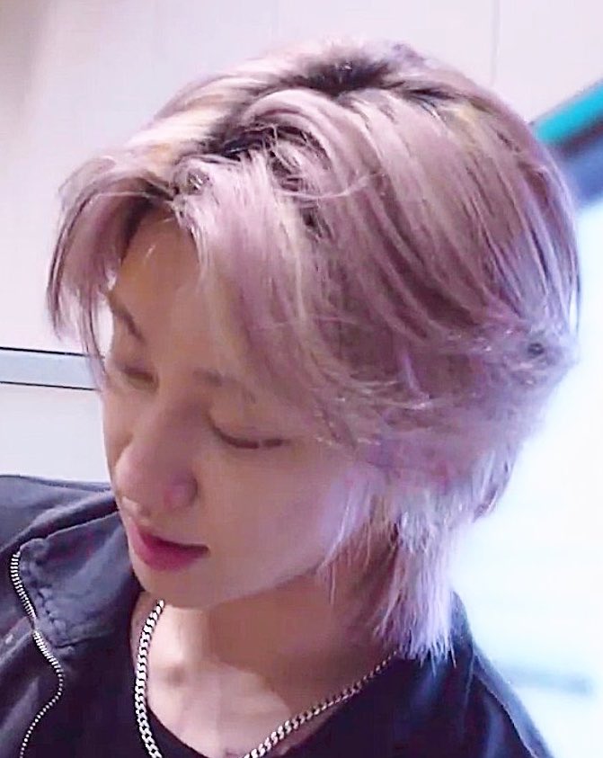 _empttysoul_'s tweet photo. he’s so pretty………. https://t.co/KOQDhWglbz