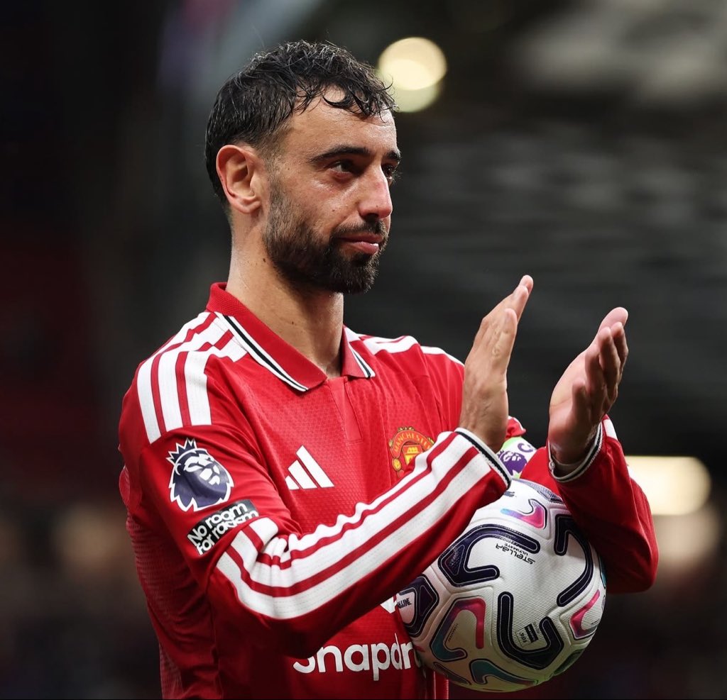 ELLIOTTTTFC's tweet photo. 🚨Breaking: 6 List of top players in the premier league that are like to join another club by January according to fabrizio 

6. Jeremy frimpong 🇳🇱 — Liverpool 🔜 Chelsea 

5. Phil Foden 🏴󠁧󠁢󠁥󠁮󠁧󠁿 — Manchester City 🔜 PSG 

4. Moisés Caicedo 🇪🇨 — Chelsea 🔜 Barcelona 

3. Ryan Gravenberch 🇳🇱 — Liverpool 🔜 Real Madrid 

2.Declan rice 🏴󠁧󠁢󠁥󠁮󠁧󠁿 — Arsenal 🔜 Bayern… hate