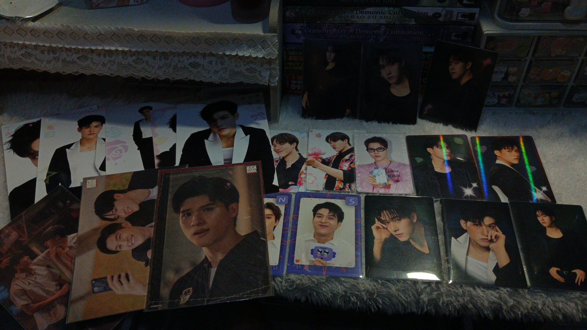 lililiyyyuuw's tweet photo. DI BORONG SAMA KA @loopieesm 🤍 Makasih banyak yaa sudah mau adopsi merch sisa akuu semoga lancar terus rezeki nya dan berkah selalu. Buat temen-temen tdi udah EXCITE tpi ga kedapetan maaf sekali nya tapi aku seneng bgt sdh di ramai kan 🤍😿 https://t.co/zg8RFdKQ3J