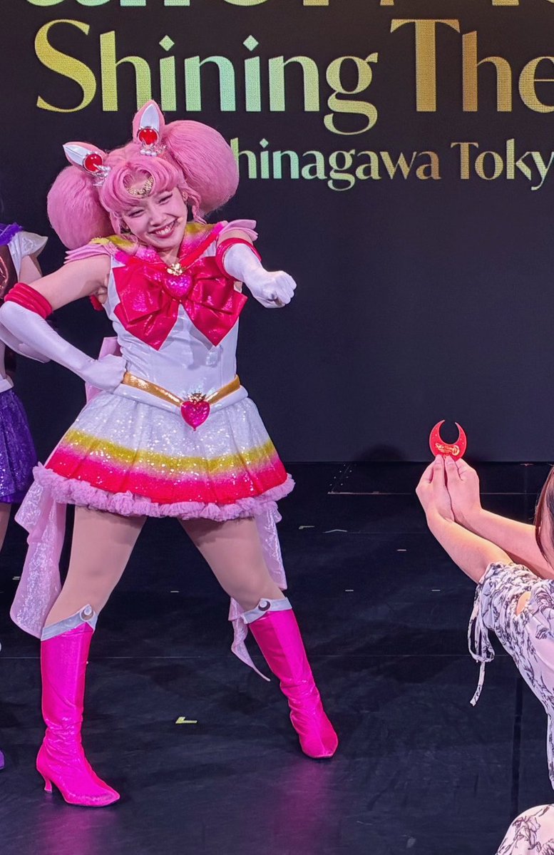 uulunem's tweet photo. 今日当券とれたんだけどちびうさちゃんがカードくれて大喜びでしたありがとうかわいいᵕ̩̩ ⩊ ᵕ̩̩💧💘 https://t.co/KGOhYX3uI5