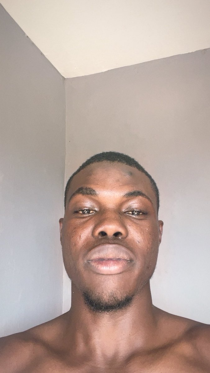 adewaledeyforu's tweet photo. Mood after listening to No Competition by Iceking Ochacho.

That song is so emotional, it hits different.😭😭❤️❤️ https://t.co/457HAc0rCz