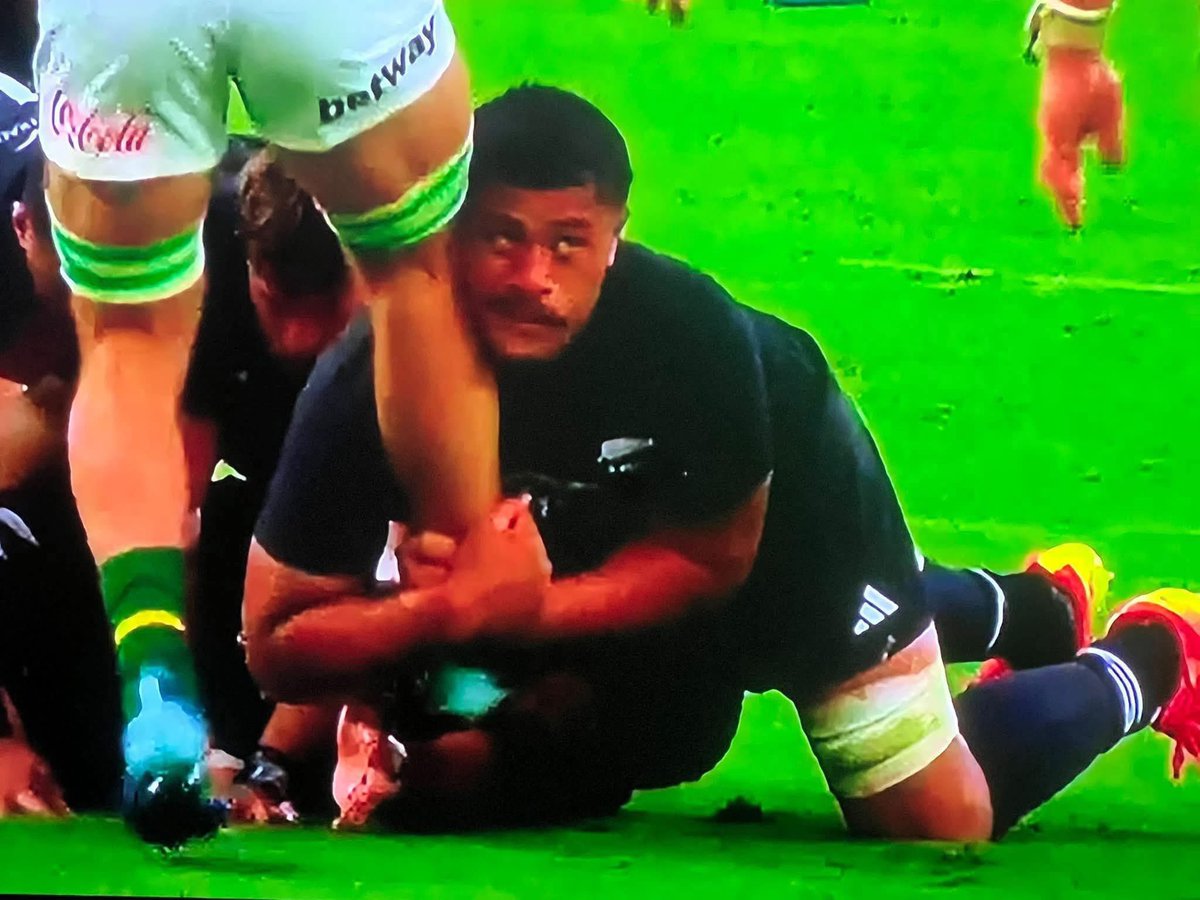 BoknRoll's tweet photo. Ag please daddy wont you take me to the rugby https://t.co/lxC7Vkeyam