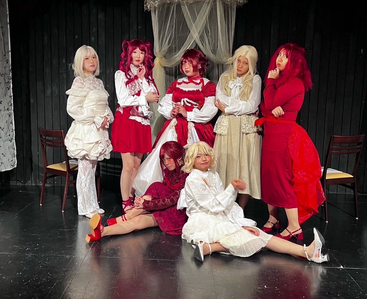 ohanashinova's tweet photo. ｛朗読劇:
　　シュガープレートは誰が壊したのか。｝
🥀 ───────⋆✴︎
4ステージ全て終演いたしました

ご来場くださった皆様、
本当にありがとうございました。

感想は是非
#シュガ誰　でお待ちしております。

誠にありがとうございました。 https://t.co/XkChclVNLQ