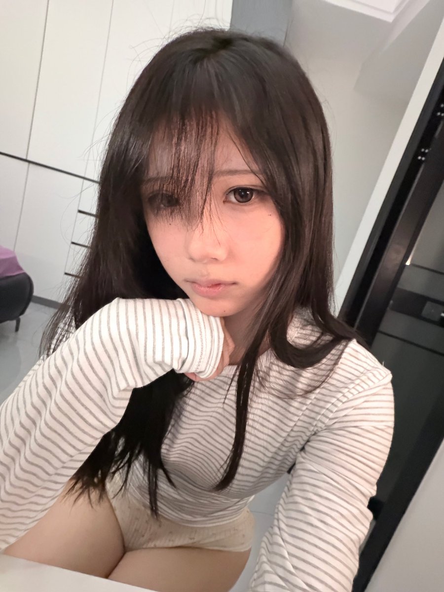 Rom5itl's tweet photo. hello～～，想了很久还是贴��贴纸，反正也没人看吧T^T https://t.co/NdOy7qXyWh