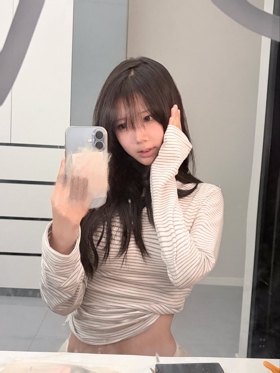 Rom5itl's tweet photo. hello～～，想了很久还是贴��贴纸，反正也没人看吧T^T https://t.co/NdOy7qXyWh