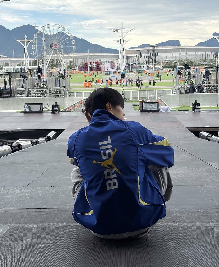 seitapioca's tweet photo. esse kim seungmin ama o brasil aos berros mesmo né https://t.co/GIXeQwNu2U