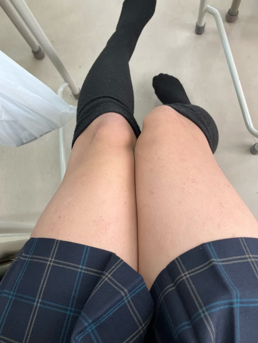 Mimi_Marleen's tweet photo. 太ももあったかいんだよ？ｗ https://t.co/9p26wgL2L6
