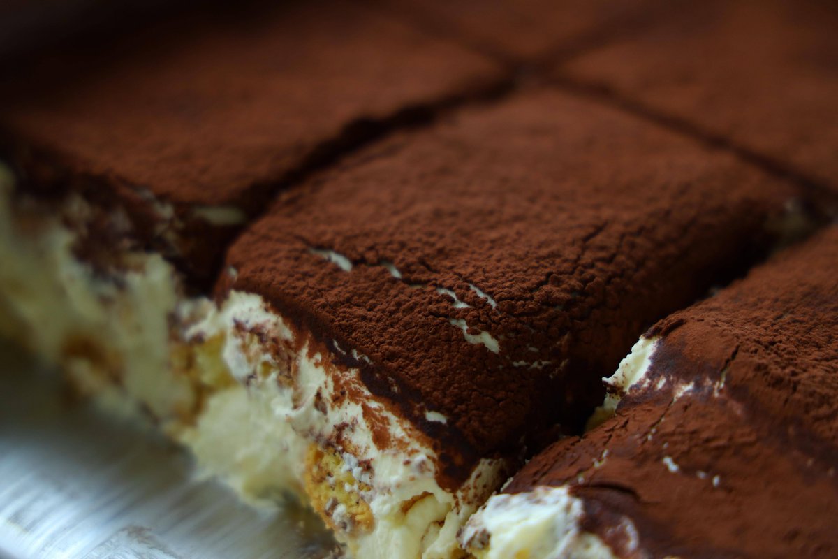 astes534177's tweet photo. [Craving something cozy u0026 exotic Try Japanese matcha tiramisu today—where creamy mascarpone meets earthy matcha notes, a perfect East-West fusion treat!]， https://t.co/kcdec2TiPu