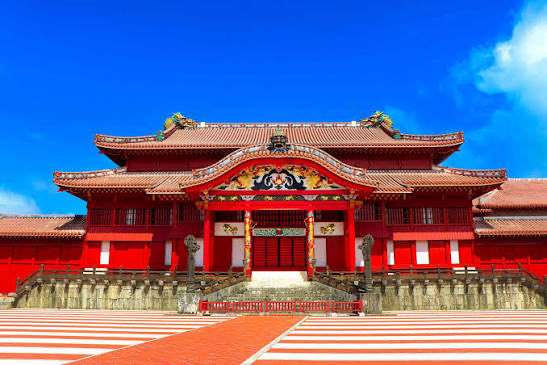 yomaton's tweet photo. ちょっと、待って。
忘れてたけど、11月の首里城のお披露目は古謝さんって事だよね‼️
ヒャッホー！熱い！
絶対行くーーー🙌

#古謝げんた新知事 https://t.co/tLg1FjH244