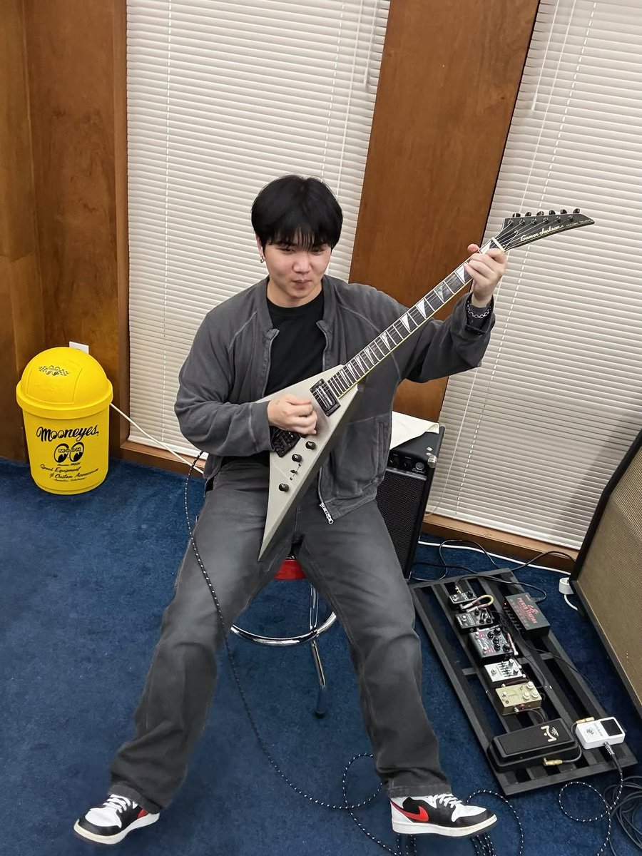 inthetpspace tweet picture