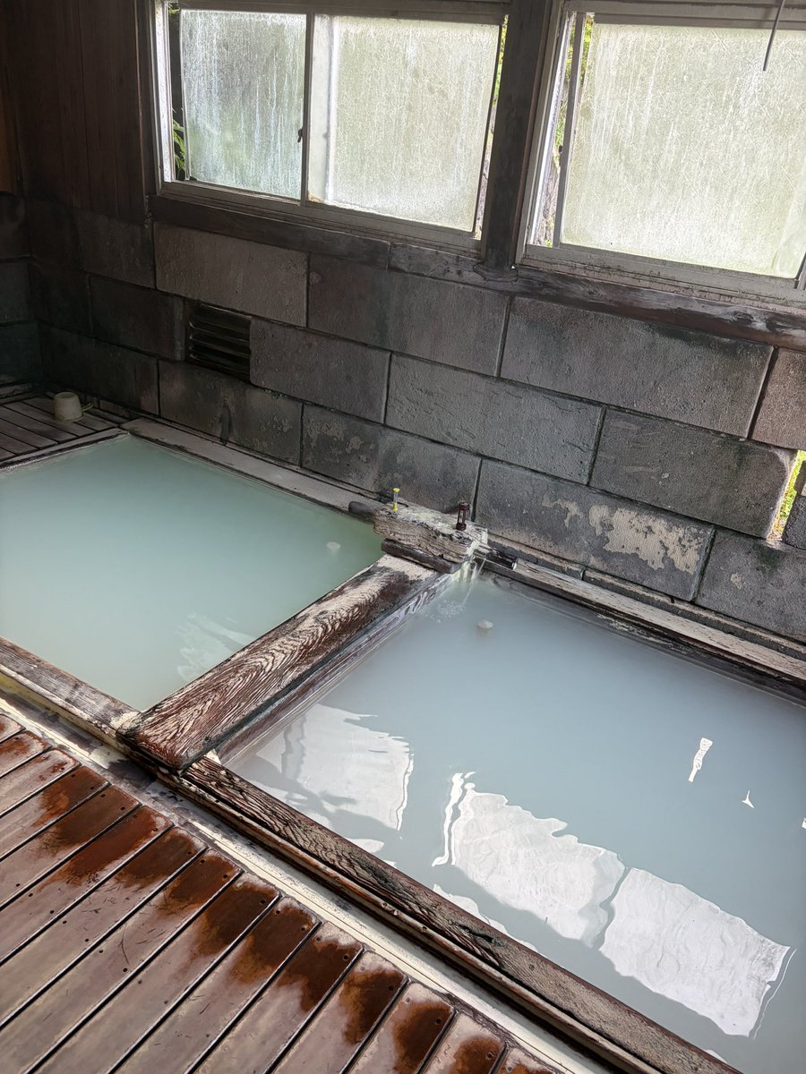 Like_a_dubo2's tweet photo. 日本の原風景が好き
オープンで走って温泉入って♨️
これぞ休日 https://t.co/HKPlZ4f1nQ