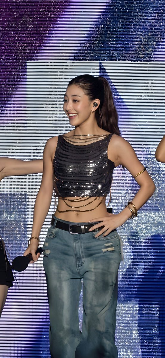 Hyeinmc4u's tweet photo. https://t.co/26MWZPrNIw