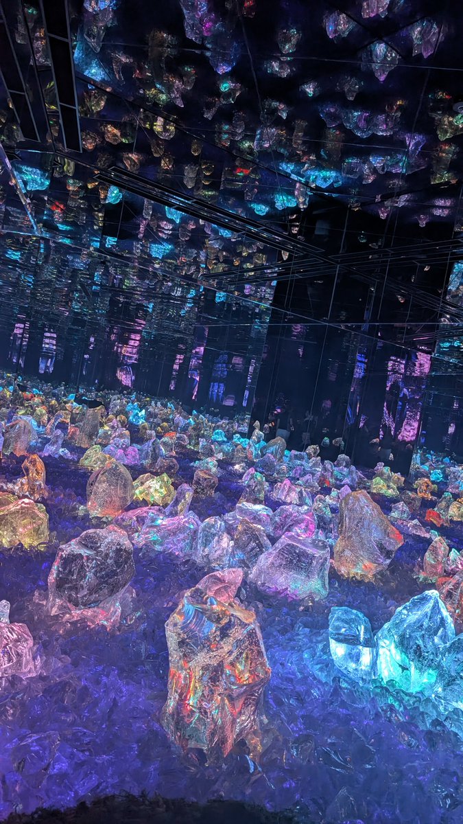 razuun_0717's tweet photo. 京都のteamLabいってきちゃ🫶
#teamLab #京都 #彼氏 https://t.co/3QTVqGrZEI