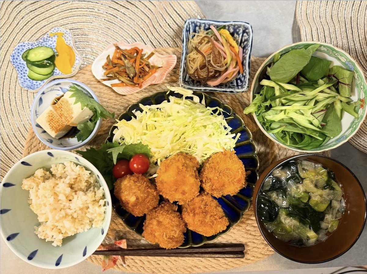yuipis18's tweet photo. これ本当に美味しかった（ ;  ; ）💖
作るのも意外と簡単🍅🐷🧀 https://t.co/L8y67e7uTg