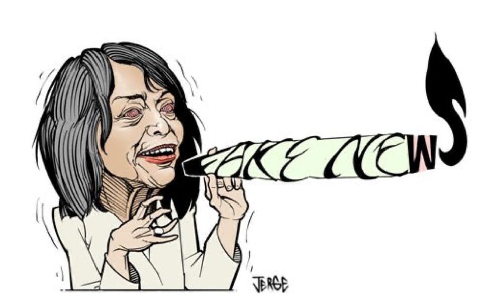 TerraBranford3's tweet photo. Narcisista, payasa, ridicula...engaña bobos #Anabel cero credibilidad vendida brujer más tontos los que le crean 😏 https://t.co/QJmKSHH6aT