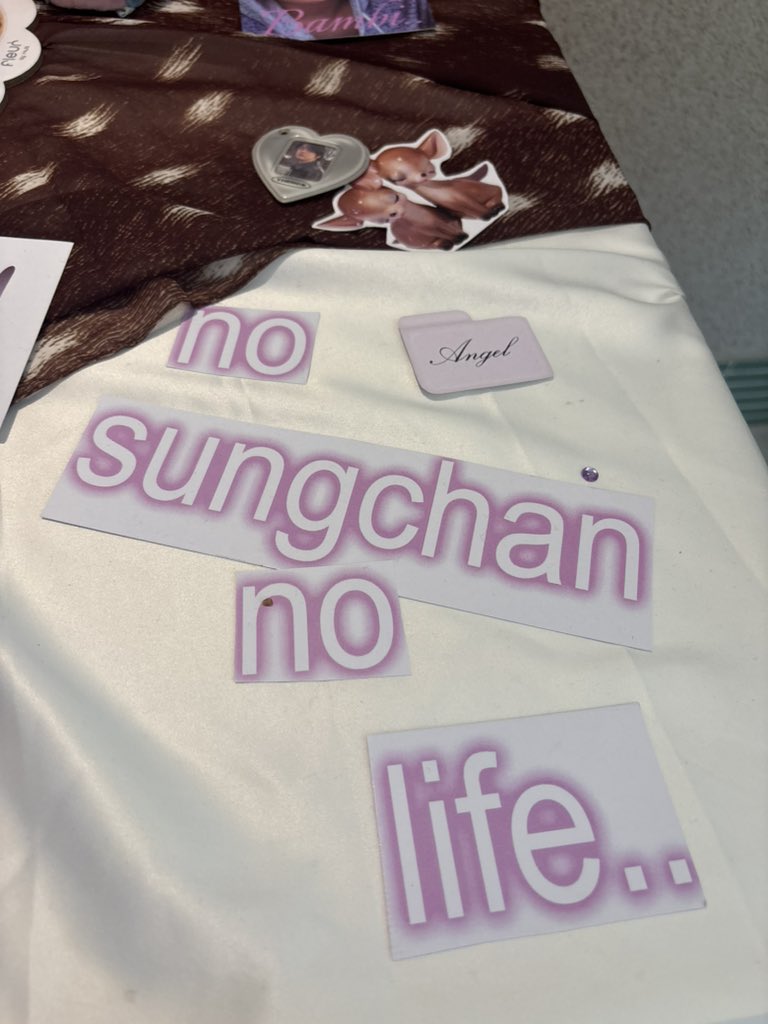 shongchaney's tweet photo. happy birthday jung sungchan❣️
seru loh @deardeersc batch tiga? kita jadi seperti prinsesnya sungchan👸🏻👑 seru+++ karena nambah banyak temans briize dan angels🥹🦌🩷 #nosungchannolife #MyDeerestSC https://t.co/ohLAYFOQGq