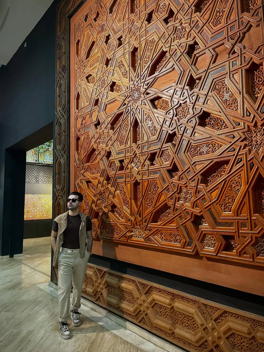 LishaCastre8cn's tweet photo. La beauté du bois sculpté à la marocaine, entre tradition et savoir-faire. https://t.co/18fmn0OgAG