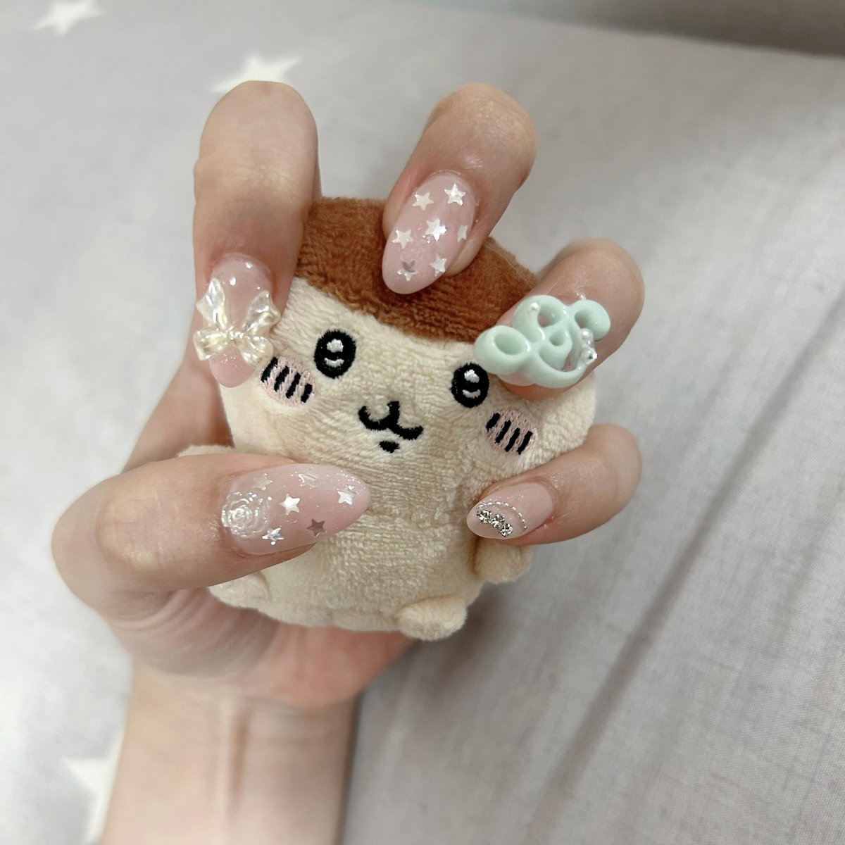 Kyt_18_'s tweet photo. 落語も見てほしいけど今月の激カワネイルも見て👇🥴🤚🎶 https://t.co/HEkh5nodQy