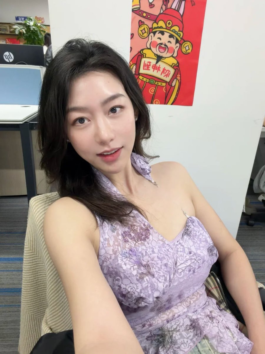 antitofri123's tweet photo. 玩反差吗？我最擅长了 https://t.co/t8NXrjCOcd