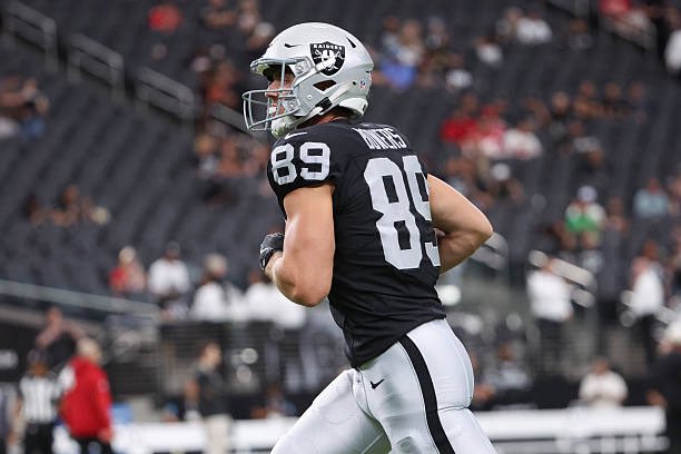 AdamSchefter's tweet photo. After undergoing a meniscus trim Tuesday, the Raiders believe there’s a realistic chance Brock Bowers will miss only one game and return for Week 2 at the Los Angeles Chargers, per sources. Team will see how he’s feeling this week, but a potential return next week is within the realm of possibility.
