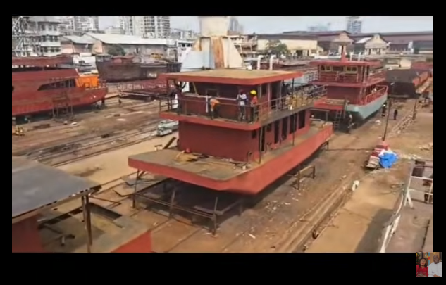 kinshasaweb's tweet photo. 🏗 #Midimu #Bisalu #Misala #FatshiAzaNanu #CommunicationPrésidentielle #Réalisations #Infrastructures #lesœuvresenbéton #Bilembo #BilemboYaBeton #FatshiBéton🏗
Fatshi Béton en action, plus de 20 bateaux en construction au Chantier Naval ONATRA la RDC change https://t.co/27Jz74xWim via @YouTube @TransportsRDC @PrimatureRDC @Presidence_RDC