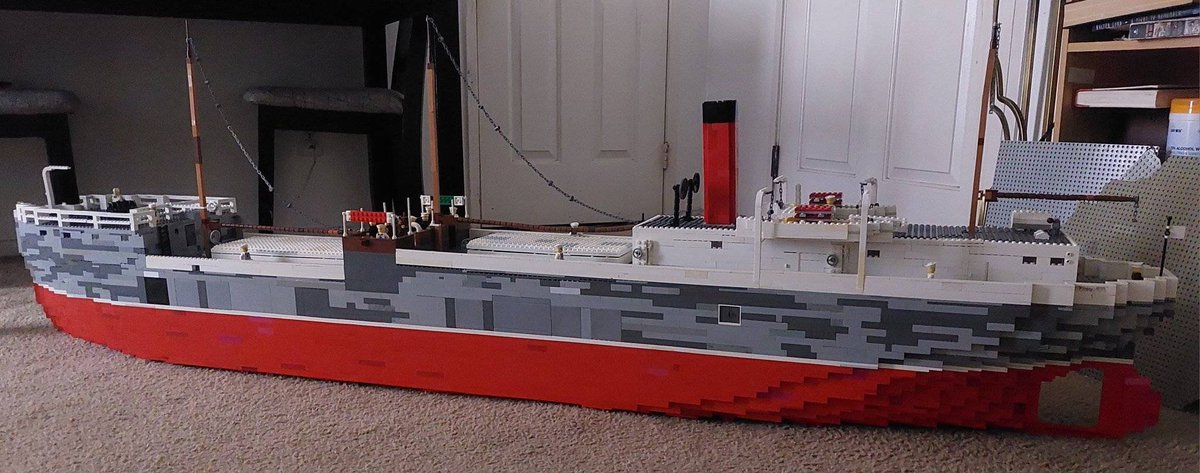Christunfezant's tweet photo. Some photos of my old Lego SS Robin from 2023

#Legosteamship
#LEGO #Legoship #legomoc #ssrobin https://t.co/VbypUondBB