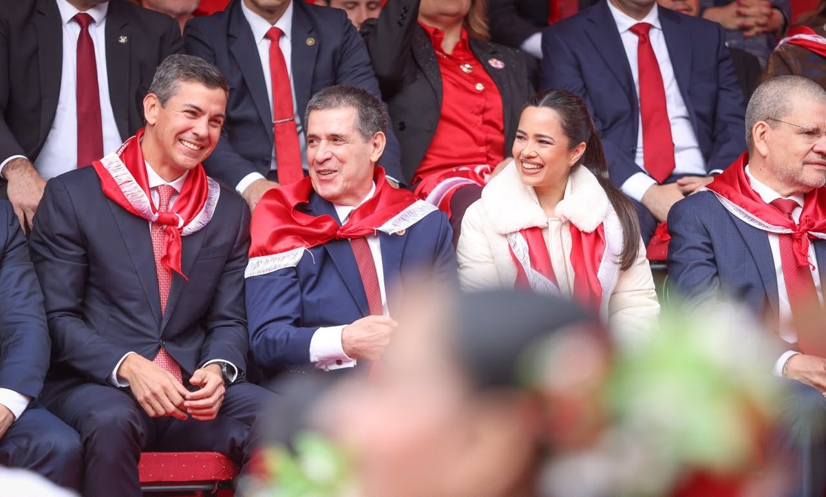 gsergiop1's tweet photo. 🇵🇾 AsuncionPy: Brillante desfíle de la @CaballeríaRpcana🚩!!
Actividad Tradicional de la ANRpcana Presidida por @HoracioCartesPdte🚩 !! https://t.co/HVyRDsNiSg