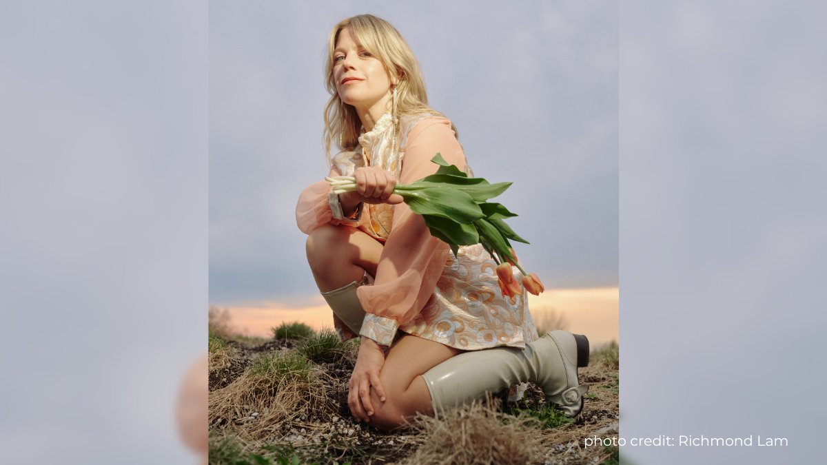 ckuaradio's tweet photo. Basia Bulat released Basia’s Palace just last year. Now, she has returned with Bouquet, a fresh, acoustic reimagining of those same songs. She tells us what spurred her decision to do it.

https://t.co/jXFDMNPqHp https://t.co/nOOO4teJu5