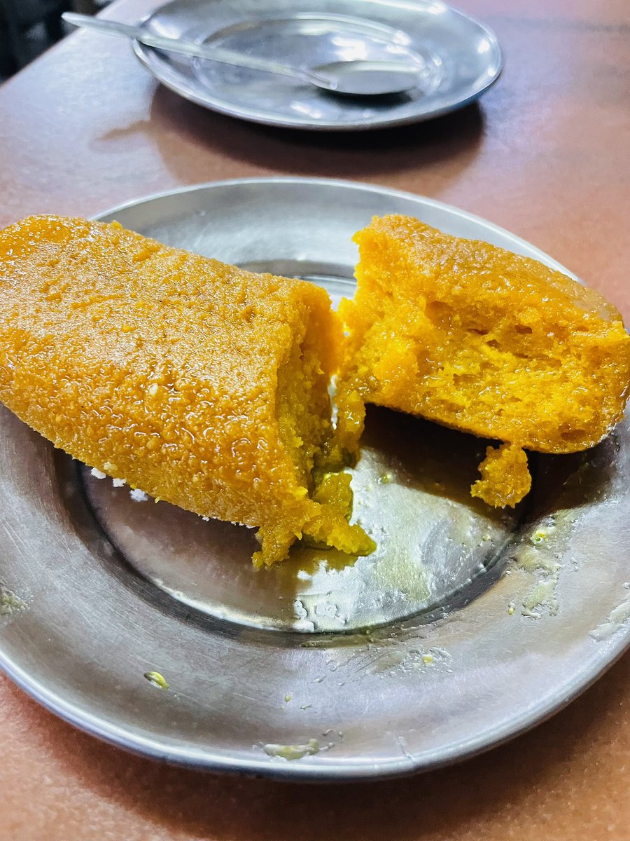 BONGPOSTMedia's tweet photo. Sweets of #Kolkata https://t.co/WvjvlYtSIT