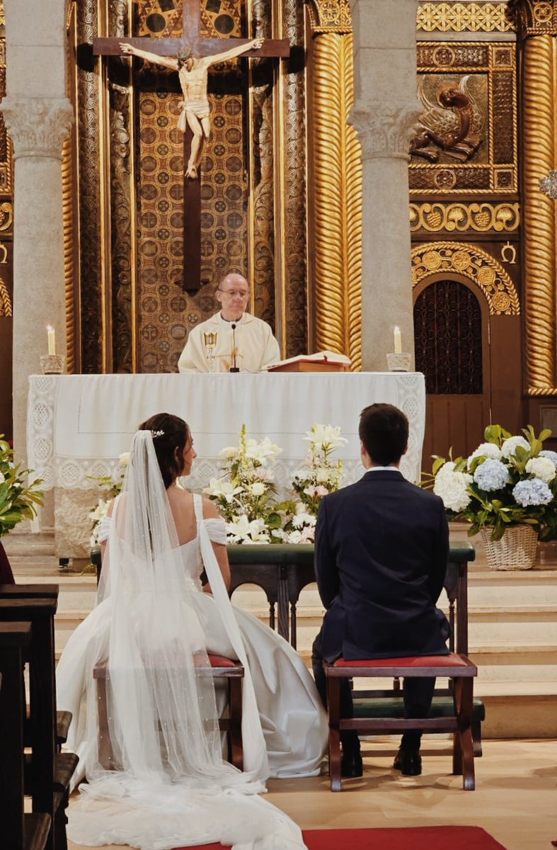 klhertz_'s tweet photo. El 11 de septiembre, ante Dios, nos convertimos en marido y mujer.

Bajo su gracia comenzamos una nueva familia, confiando nuestro matrimonio a Aquel que es Amor.

El Señor es bueno. Siempre. 🤍 https://t.co/JhxxPdaQQt