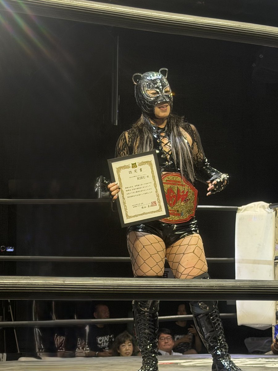 ogawakun7878's tweet photo. 2026/9/13
道頓堀プロレス
WDW女子選手権試合
本年8/9デビューしたての
RIRU選手がマリ卍選手を下し新チャンピオンに❣️
本当におめでとう御座います㊗️ これから大暴れのRIRUちゃんから目が離せない かっこよ過ぎ
身体は小さい方ですが
根性座りまくり🥰
#道頓堀プロレス
#RIRU https://t.co/WArBg82wEk