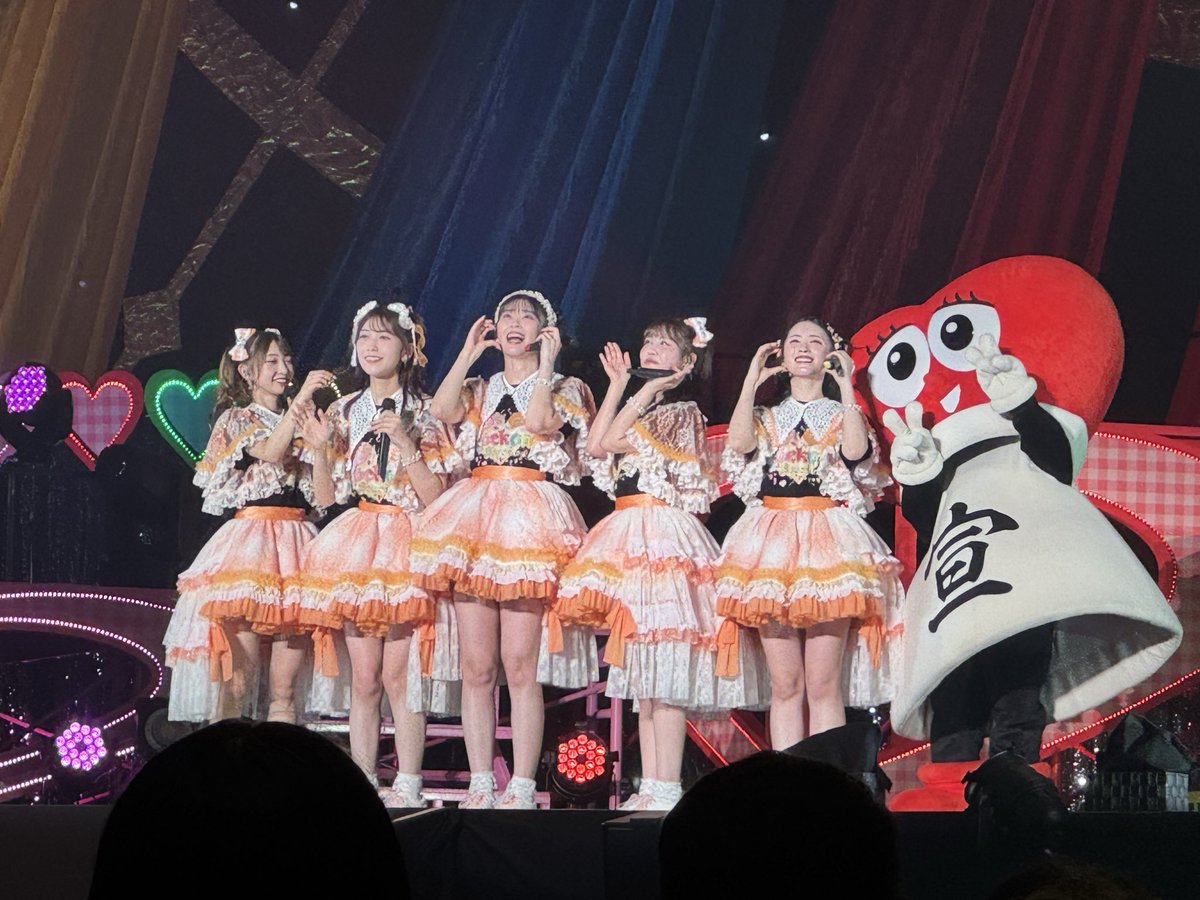 abedaiki_0418's tweet photo. 超ときめき♡宣伝部の
きみのハートにロックオンTOUR 2026
GLION ARENA KOBE 2日目

お邪魔しました！
今回もアリーナ通路寄りの超神席を自引きしてしまい楽しみ過ぎた結果、
こっそりお客様に混じってたつもりが某メンバーに気付かれ、超最強のポーズ��爆レスもらう神ライブになりました。
月並みな感想にはなりますが…

本当に行ってよかったです！！！←

絶対一生自慢します。笑

#超とき宣 
#超とき宣ツアー2026
#LOFT
#撮影掲載可