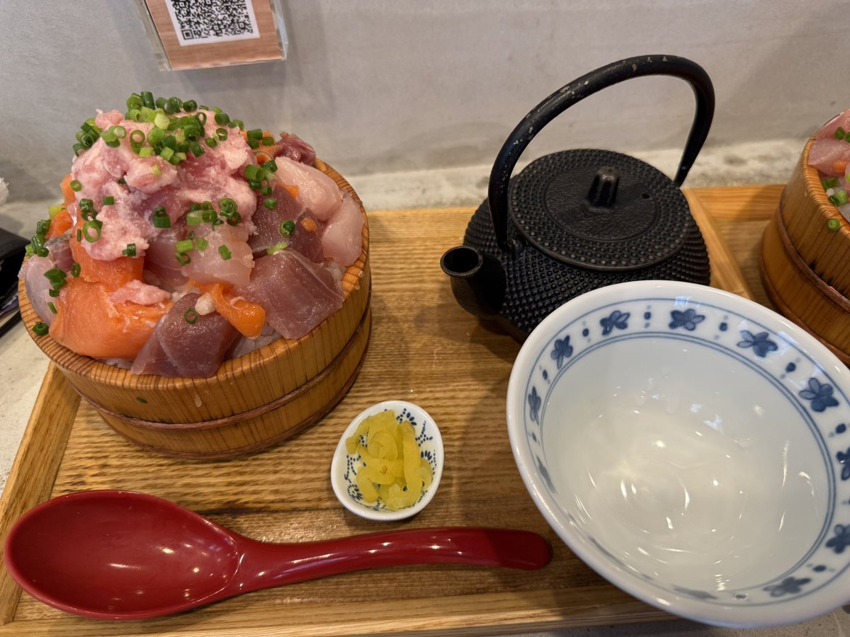 return_ritarita's tweet photo. 土日で美味しいもの食べすぎた
明日からダイエット！ https://t.co/4PeA2eN4sH