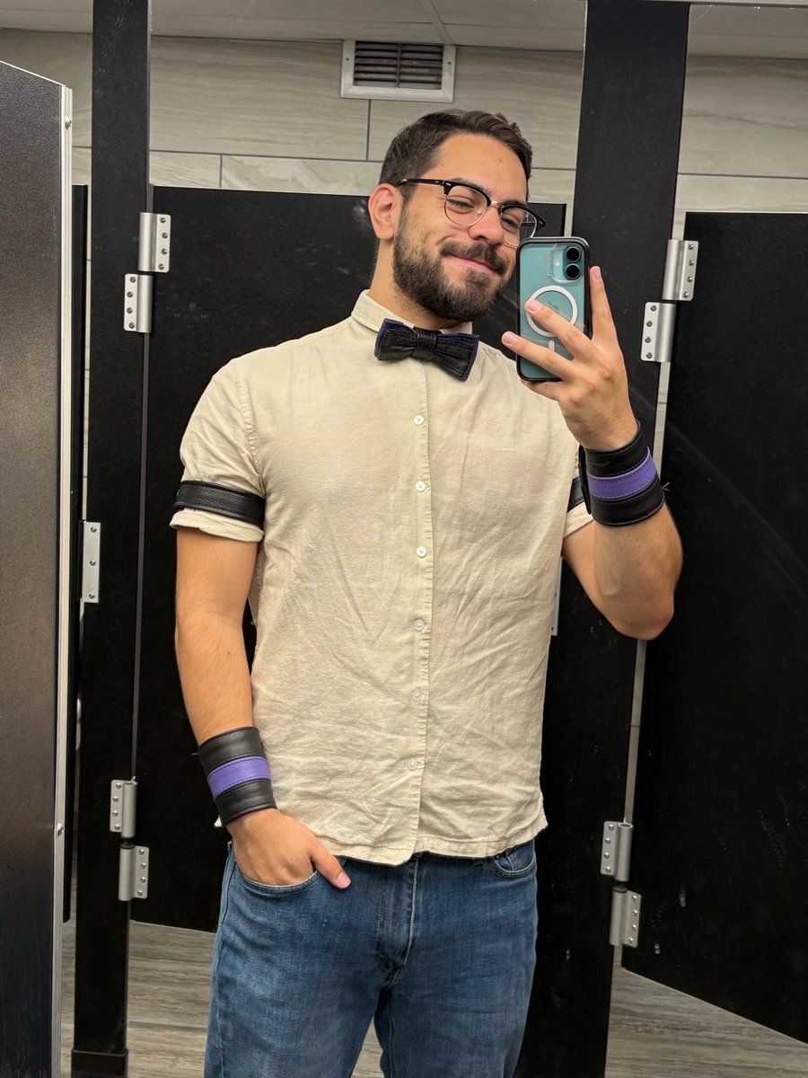 DavidPrinceTGN's tweet photo. Brought some leather this weekend and I think this is the start of a very fun chapter for me. 

I’m just a well dressed, well behaved boy 🥰 https://t.co/JUoT4mDXmX
