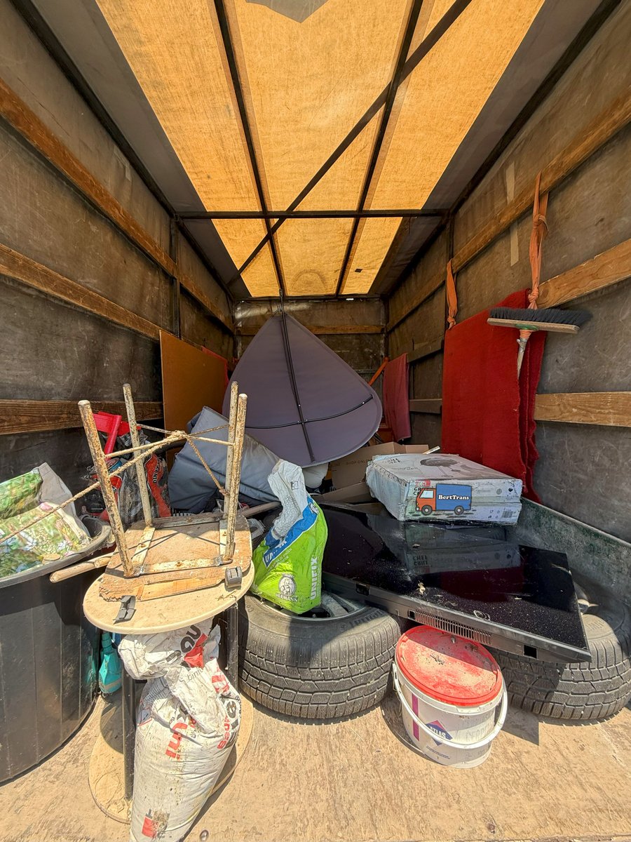 bert_trans's tweet photo. 🚚Debarasari &amp; mutari Cluj
♻️Preluare mobila veche, golire completa locuinte/spatii
🌐Website: https://t.co/xM363KJr1L
☎️0747 460 819
📲Mesaj pe WhatsApp cu detalii: poza cu obiectul/ele preluarii, zona, etaj
📍Cluj

©Toate drepturile sunt rezervate.

#debarasare #cluj #berttrans https://t.co/HuykDnt0CE