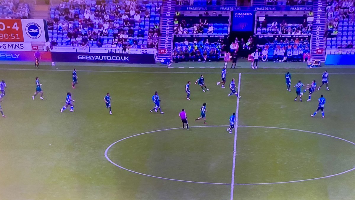 tdurbo's tweet photo. Rare to see actual schoolboy football in the Premier League.
18 players all chasing the same ball.
#ccfc #bhafc #JumpersForGoalposts https://t.co/wRtaQfBIwh