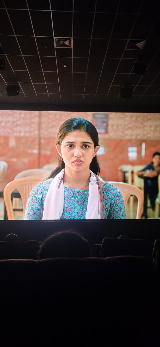 shoUrYanga_here's tweet photo. At India's largest Transparent LED screen till yesterday...
Peak brightness and peak experience.
Travelled from hyd to kochi and visited this.
@_mrchaturvedi bhaai you must experience and review this.
#MagicFrames #BethlehemKudumbaUnit https://t.co/1u6s6fqvfx