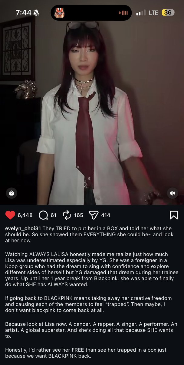 LlLlSlNG's tweet photo. “honestly, i’d rather see her free than trapped in a box just bcs we want BLACKPINK back” LOUDER for the selfish idiot blinkeu pls 🧏‍♀️🧏‍♀️🧏‍♀️ https://t.co/Ro9vJVU28Y