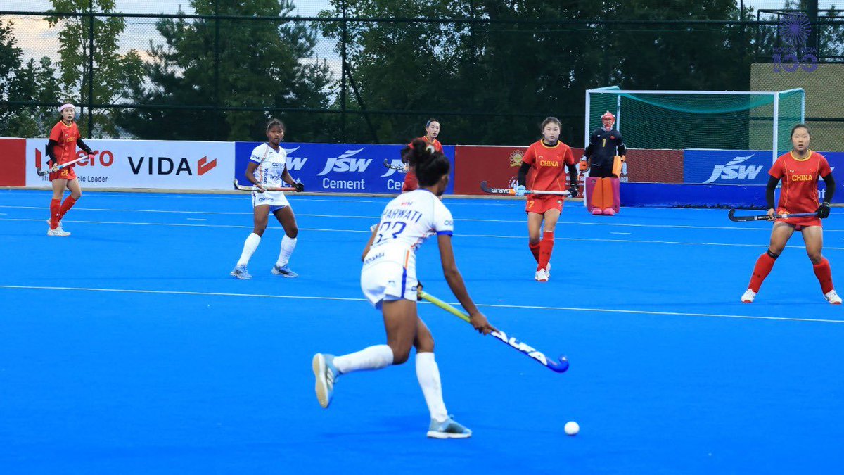 DDNewsGujarati's tweet photo. 🏑ભારતે ચીનને 1-0થી હરાવી AHF જુનિયર વિમેન્સ એશિયા કપ 2026નો ખિતાબ જીત્યો

🏑મેચની શરૂઆતથી અંત સુધી બંને ટીમો વચ્ચે રોમાંચક મુકાબલો જોવા મળ્યો

🏑નિર્ણાયક ગોલ સાથે ભારતે ચીન સામે શાનદાર જીત મેળવી

#hockey #indiakagame #juniorasiacup #AHF #indiahockey

@TheHockeyIndia https://t.co/9QFHmIolrw