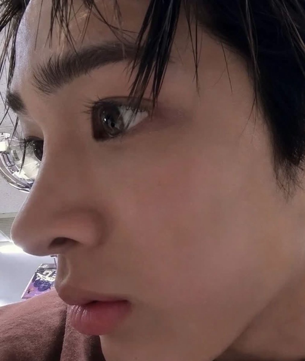 23moroll's tweet photo. 09 twinz matanya kaya emot '🥺' https://t.co/blGadG9we5