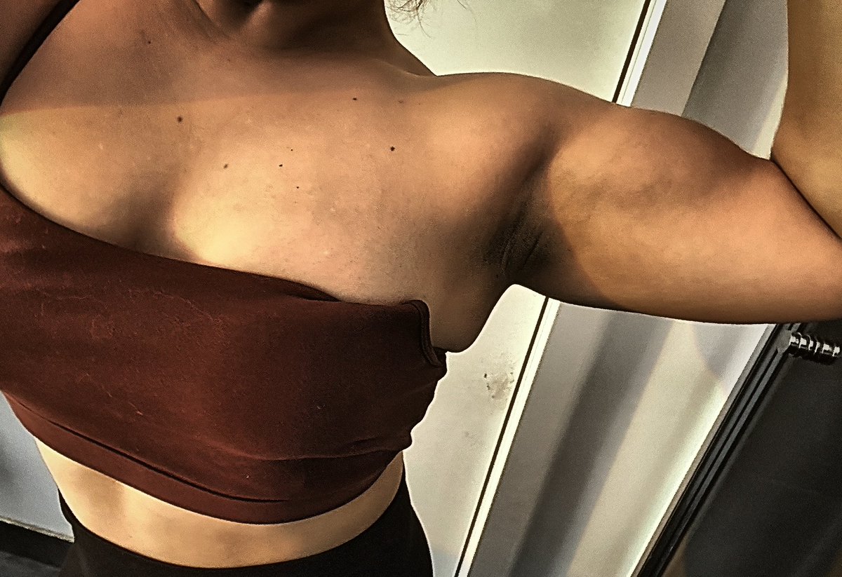 tyrannotiny's tweet photo. Progress shots from March > September. Yes it gets boring, yes there are days where you can’t be fucked, but change happens when you stick to the ritual 💪🏼 https://t.co/f6QcbnbDbe