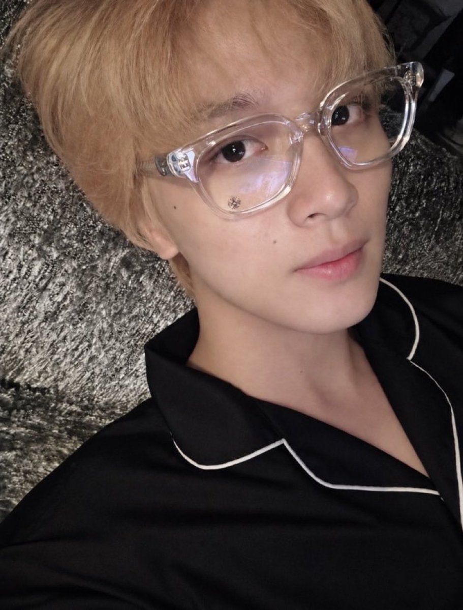 eat825's tweet photo. 이사이에 6년잇음ㄷㄷ https://t.co/Gpk00MnKPp