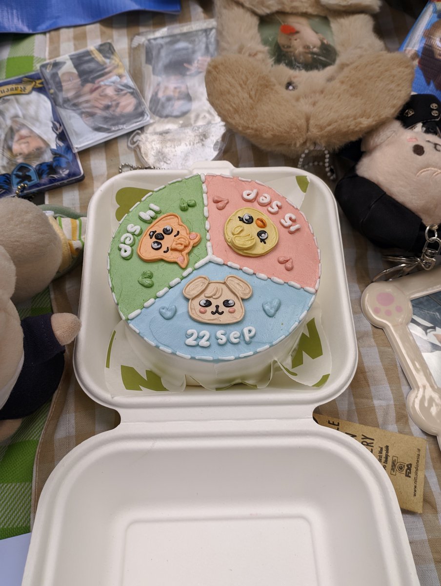 hwahyunjinie's tweet photo. makasih dah ngajak orang jauh ini piknik 🥰 makasih dah luangin waktu 🥰 

@staysknow @skyutiz @strayinjeong @bbuingskz @flawlesskz https://t.co/v303u7MydZ