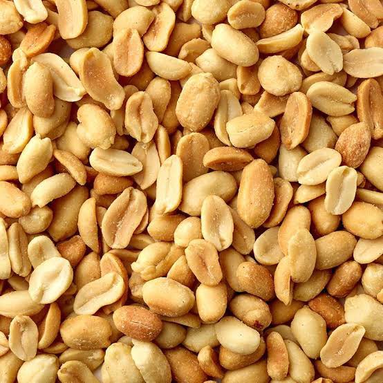 CorinnePulitzer's tweet photo. #Legumes are in the spotlight today, it’s #NationalPeanutDay & whether you love them roasted, salted or boiled, grab a handful & get cracking🥜 @planterscanada @hubspeanuts @crackerjackUSA @HamptonFarms @NationalDayCal @HeyWhatDay @DiningGuide2Day https://t.co/LdD0avCAWl