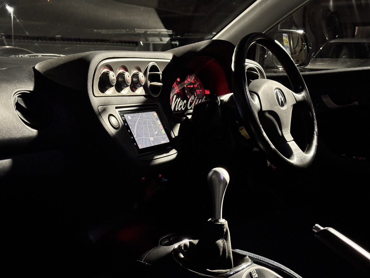 Naokiok_ge_rs's tweet photo. 【ご報告】

DC5 タイプS 納車されました！

なんと純正オプションの𝑺𝑼𝑵𝑹𝑶𝑶𝑭付き！
アキュラRSX仕様でオシャレに乗りたいと思います。
ホイールは転がし用なのでそのうち変えます。
コレクションを売ってくださった藤田ことねさん(@lp2ek )ありがとうございました🙏 https://t.co/YtMsnmxvZN