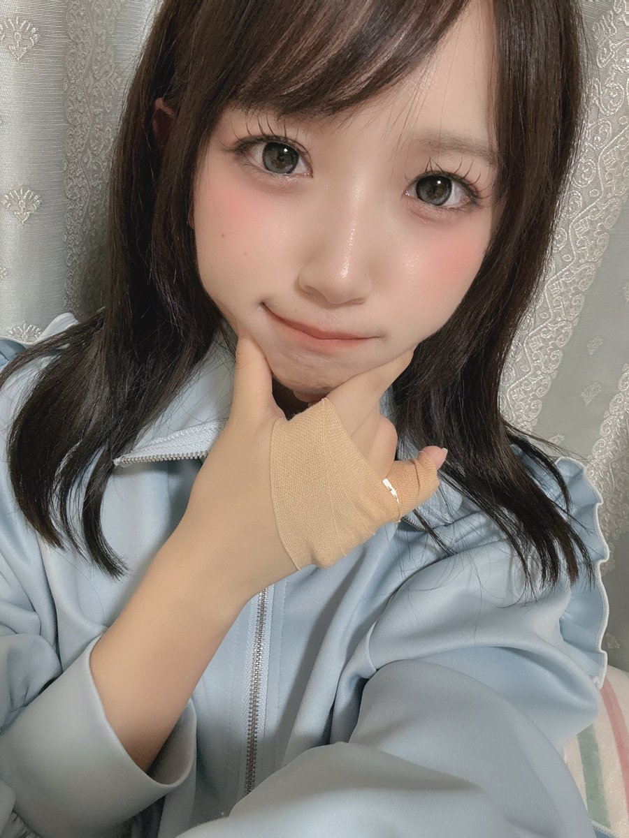 yui_ss0109's tweet photo. おやすみ(*˘꒳​˘*)ｽﾔｽﾔ𓈒 𓂂𓏸
#すいすて #いい夢見てね https://t.co/f4XmLUCxHW