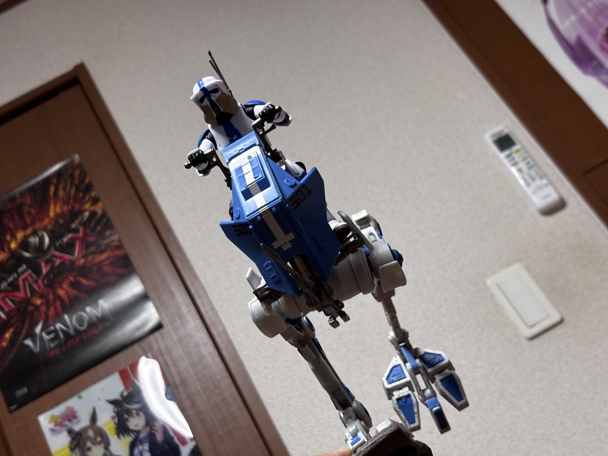 juridget's tweet photo. 501ARFトルーパー&amp;AT-RT

6インチ規格のAT-RTが！！！マンダロリアン映画化のおかげで！！！ついに出ました。
blokeesのちっちゃいやつに無理やり載せてたけどやっぱり本家6インチはでっけぇや…最高… https://t.co/kVu6v4wP8T